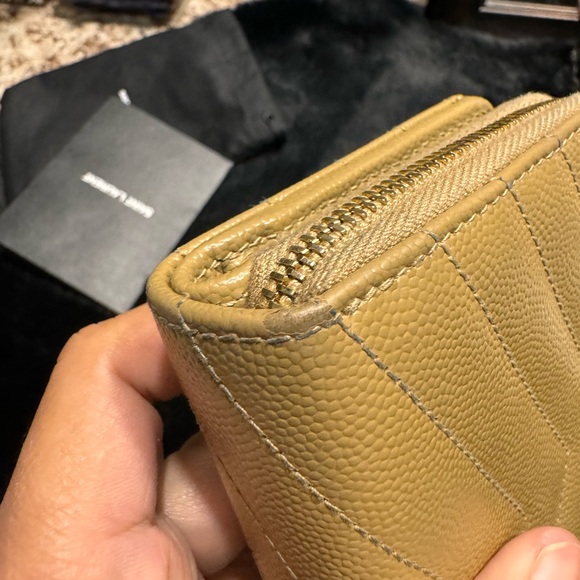 ❌❌SOLD ON FB❌❌🎀YSL Compact Wallet🎀 - Picture 7 of 13